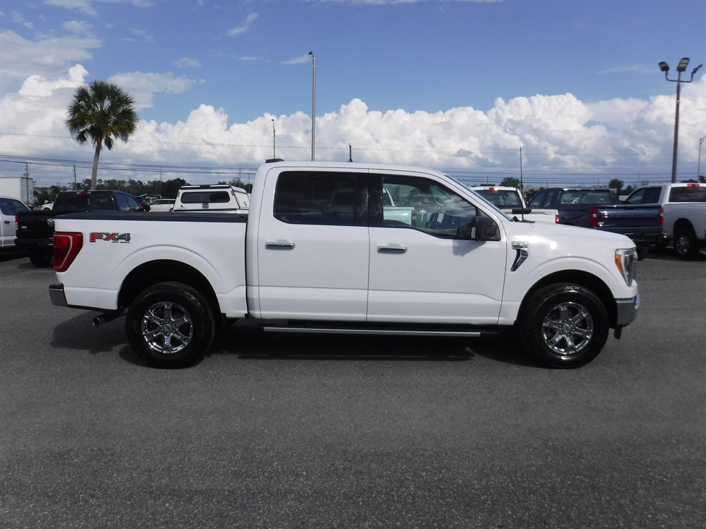 Used 2022 Ford F150 XLT w/ Equipment Group 302A High AWD/4WD image 3