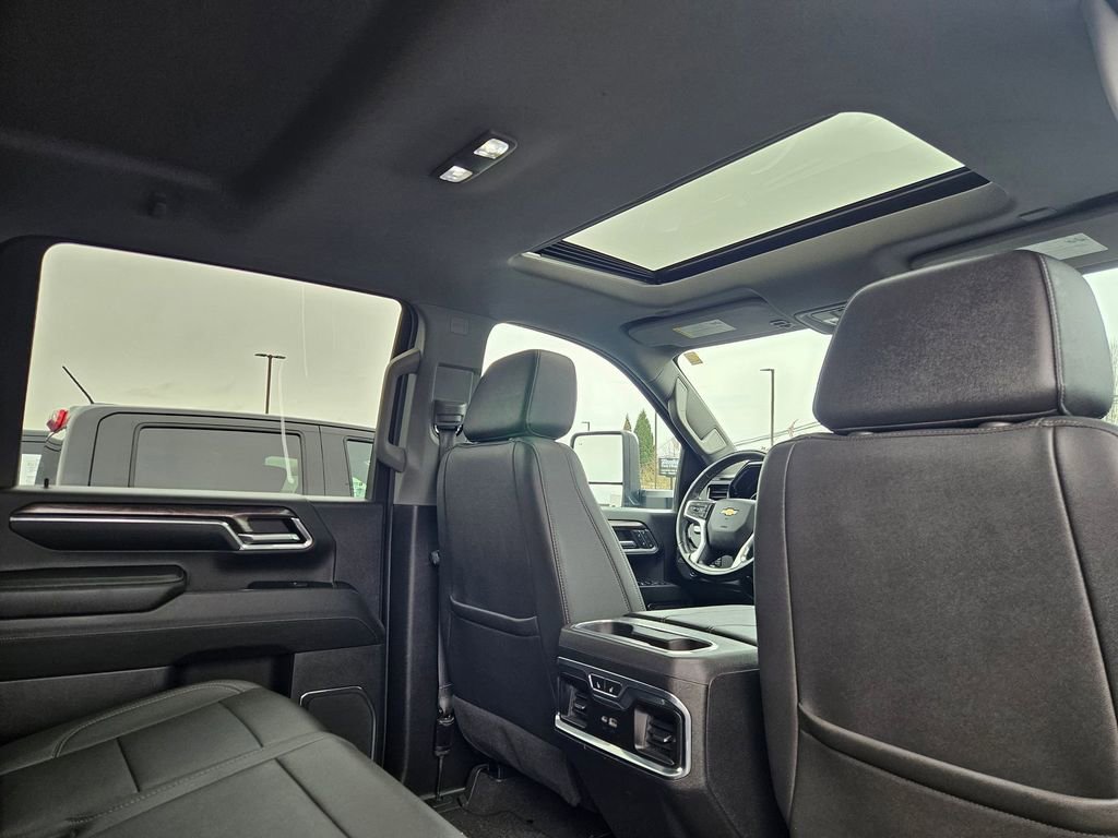 Used 2024 Chevrolet Silverado 3500 LTZ w/ LTZ Plus Package image 38