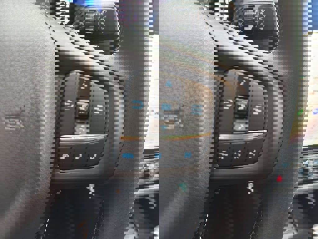 New 2025 Ford Ranger XLT w/ Equipment Group 301A High image 19