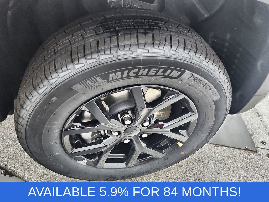 New 2026 Jeep Grand Cherokee L 4WD image 36