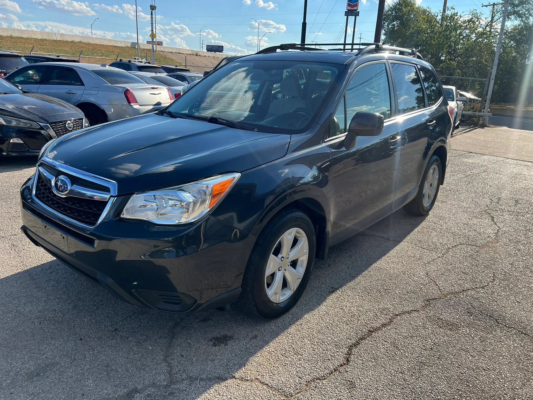 Used 2015 Subaru Forester 2.5i Premium w/ All-Weather Package AWD/4WD image 12