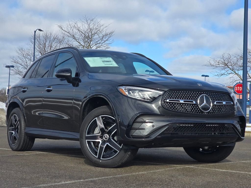 New 2026 Mercedes-Benz GLC 300 4MATIC image 2
