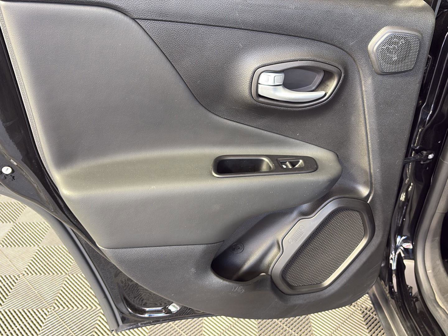 Used 2023 Jeep Renegade Trailhawk w/ Sun/Sound Group AWD/4WD image 24