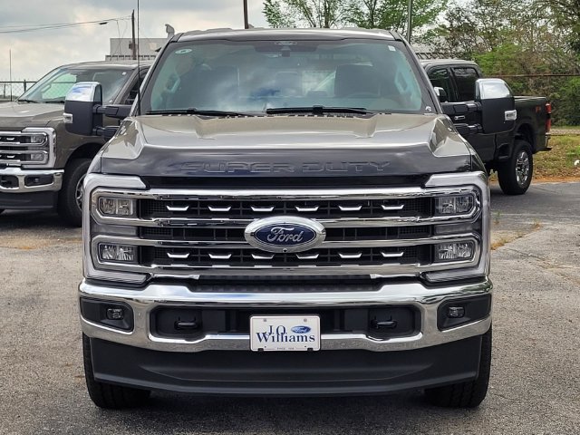 New 2026 Ford F250 Lariat w/ Chrome Package AWD/4WD image 2