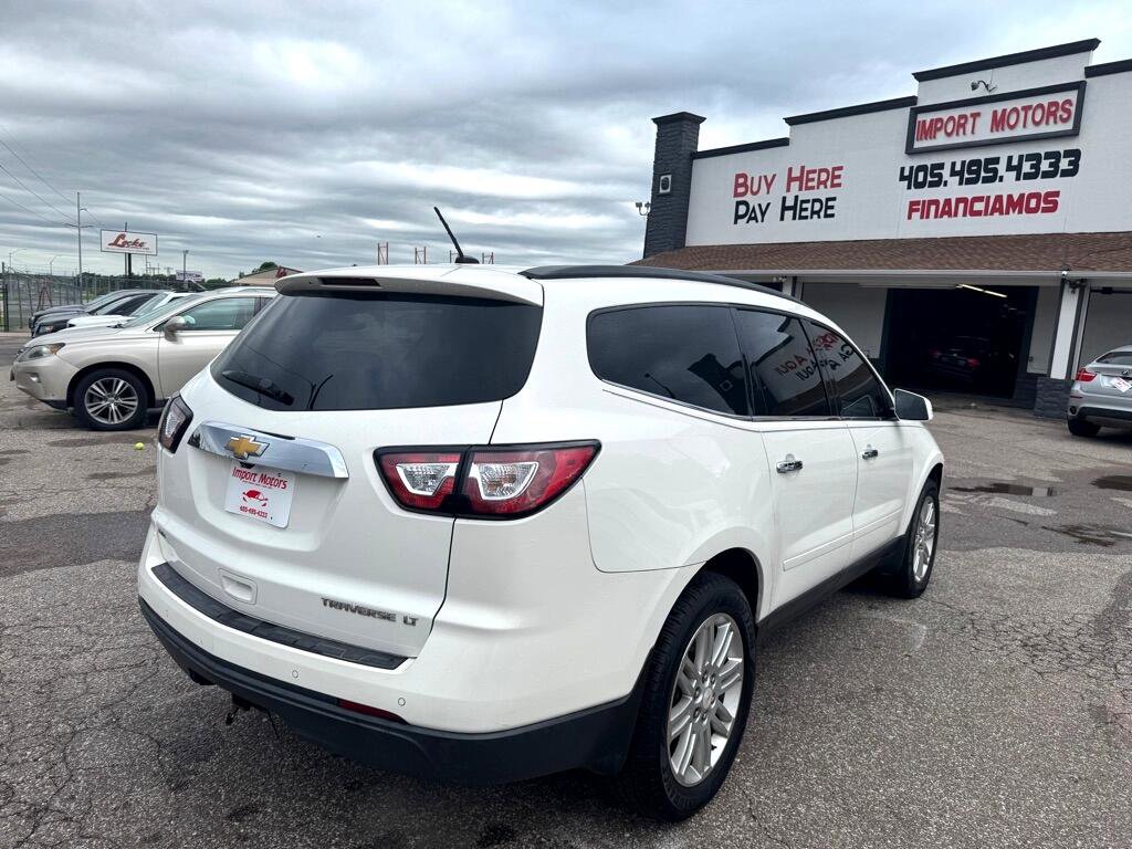 Used 2015 Chevrolet Traverse LT w/ Style and Technology Package image 6