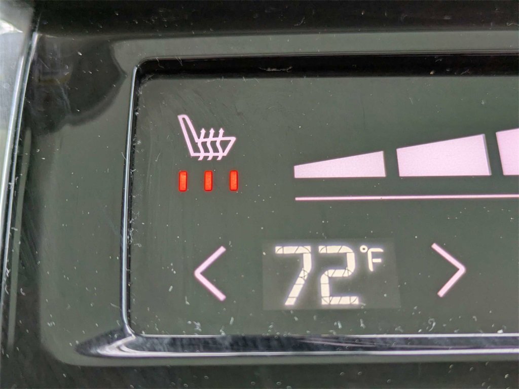 Used 2023 Volvo XC90 B6 Ultimate w/ Protection Package Premier image 17