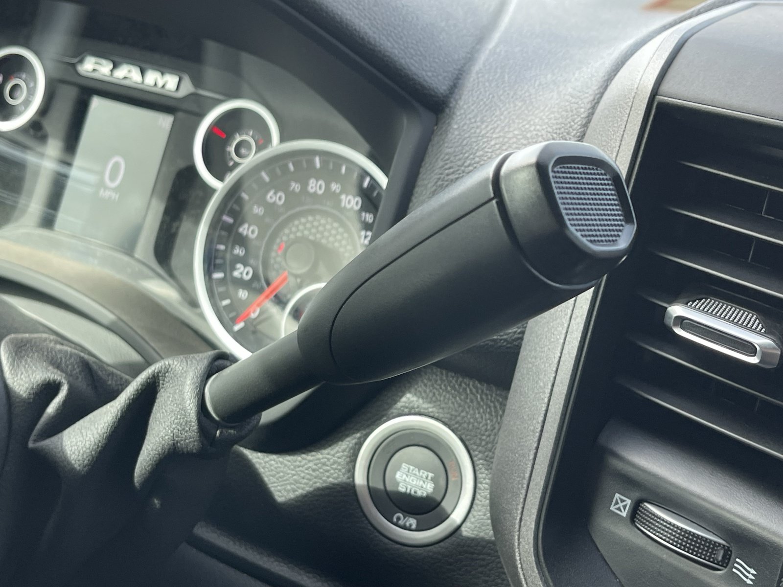 New 2026 RAM 3500 Tradesman AWD/4WD image 31