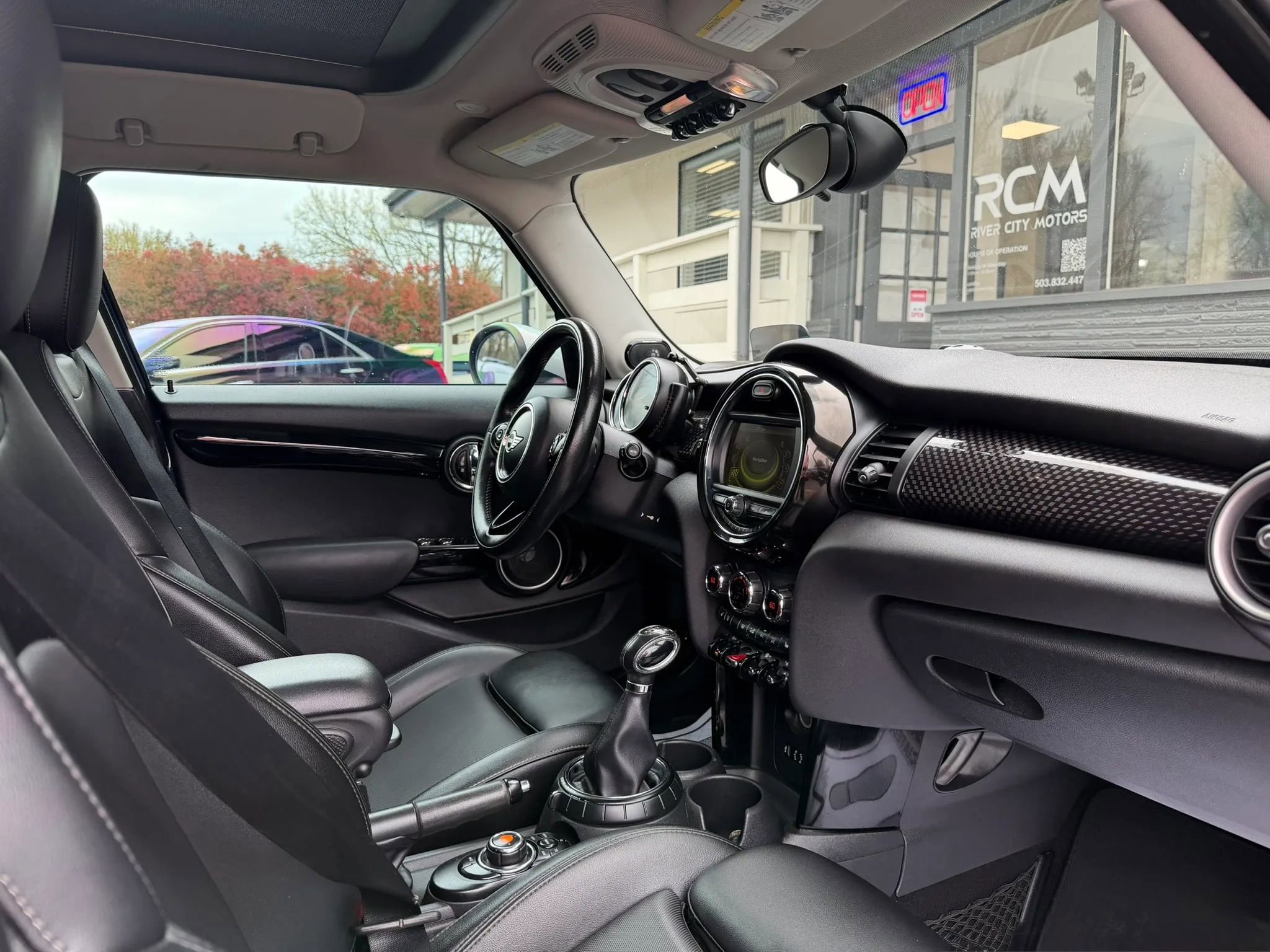 Used 2015 MINI Cooper S image 25