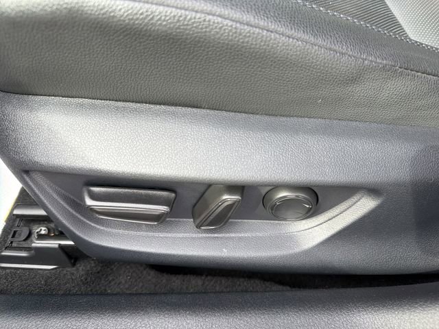 Used 2025 Toyota Camry XSE FWD image 16