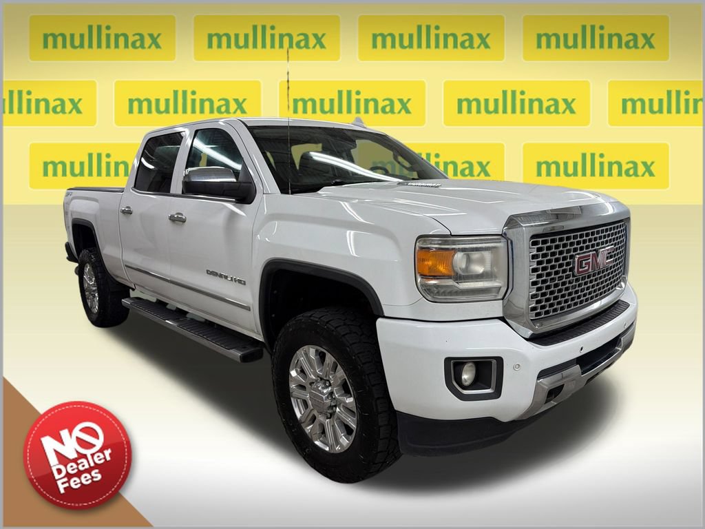 Used 2015 GMC Sierra 2500 Denali w/ Duramax Plus Package AWD/4WD image 1