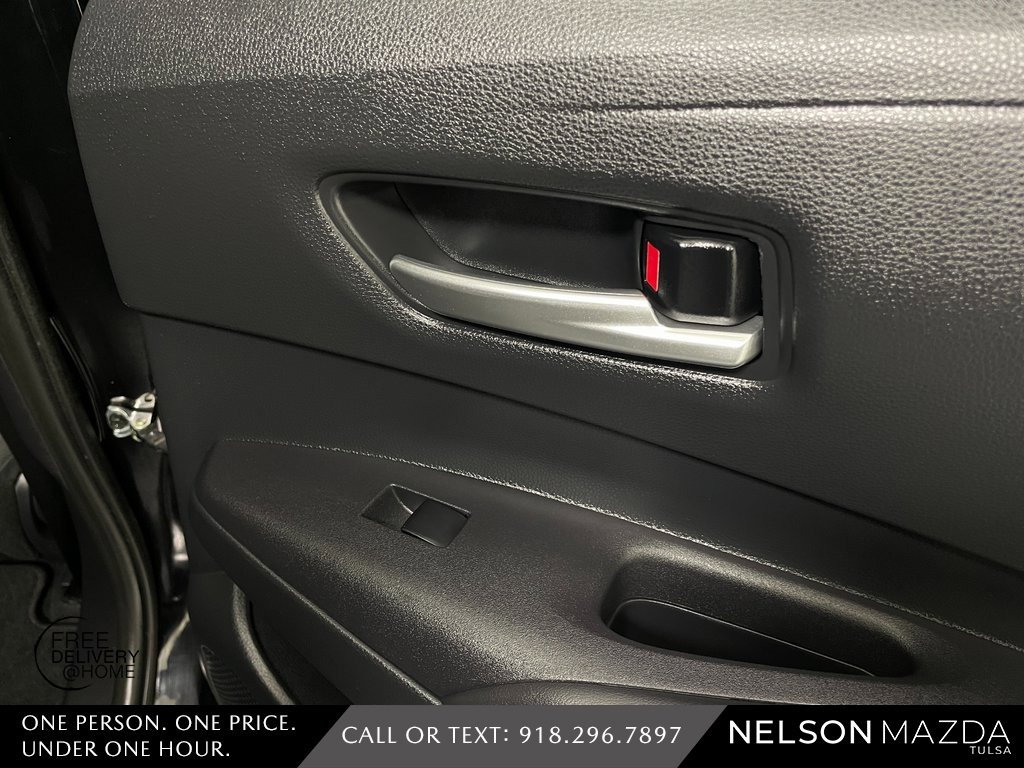 Used 2024 Toyota Corolla SE image 40