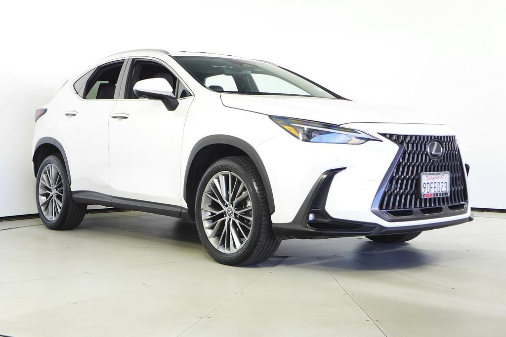 Used 2022 Lexus NX 350 AWD w/ Vision Package image 4
