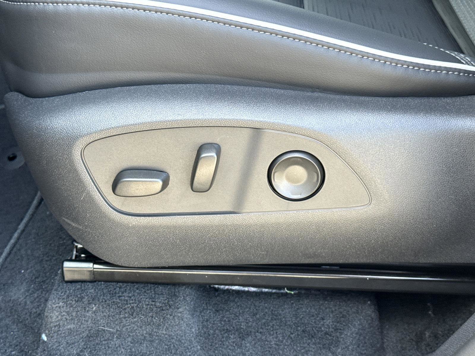 New 2026 Buick Enclave Sport Touring w/ Super Cruise Package image 26