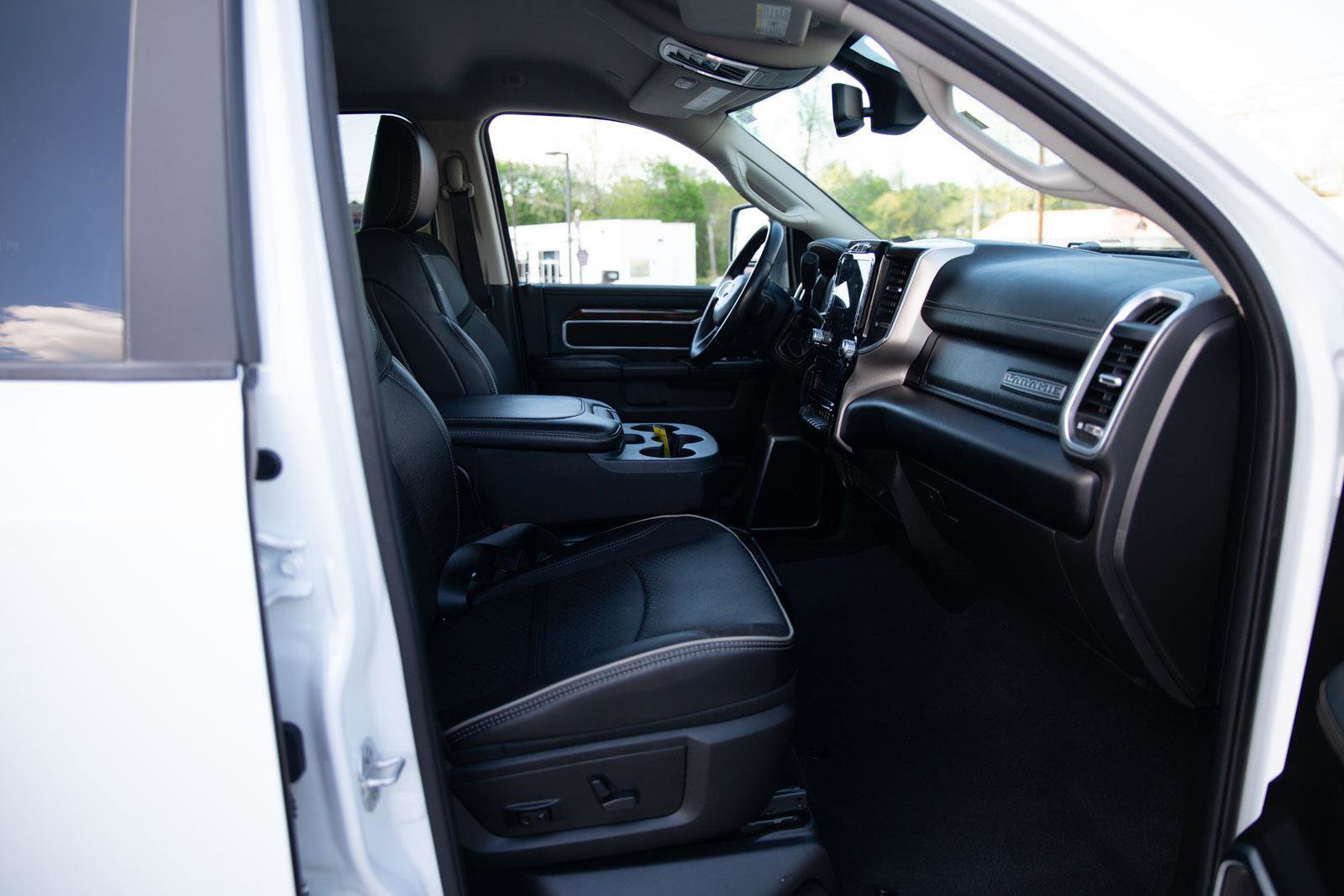 Used 2024 RAM 2500 Laramie image 24