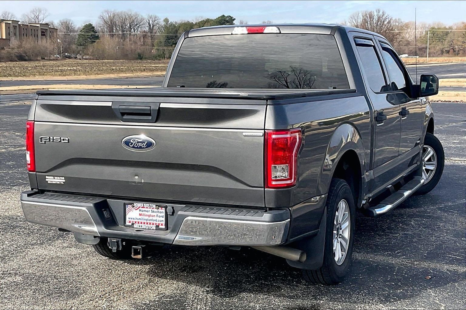 Used 2017 Ford F150 XLT image 4