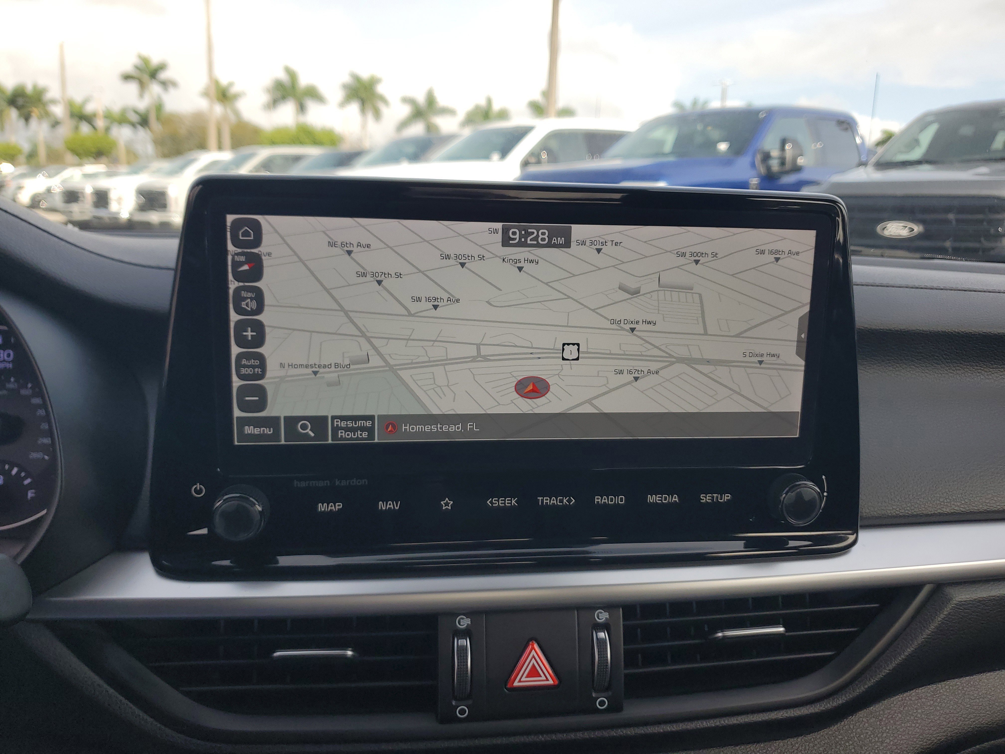 Used 2024 Kia Forte GT-Line w/ GT-Line Premium Package image 8