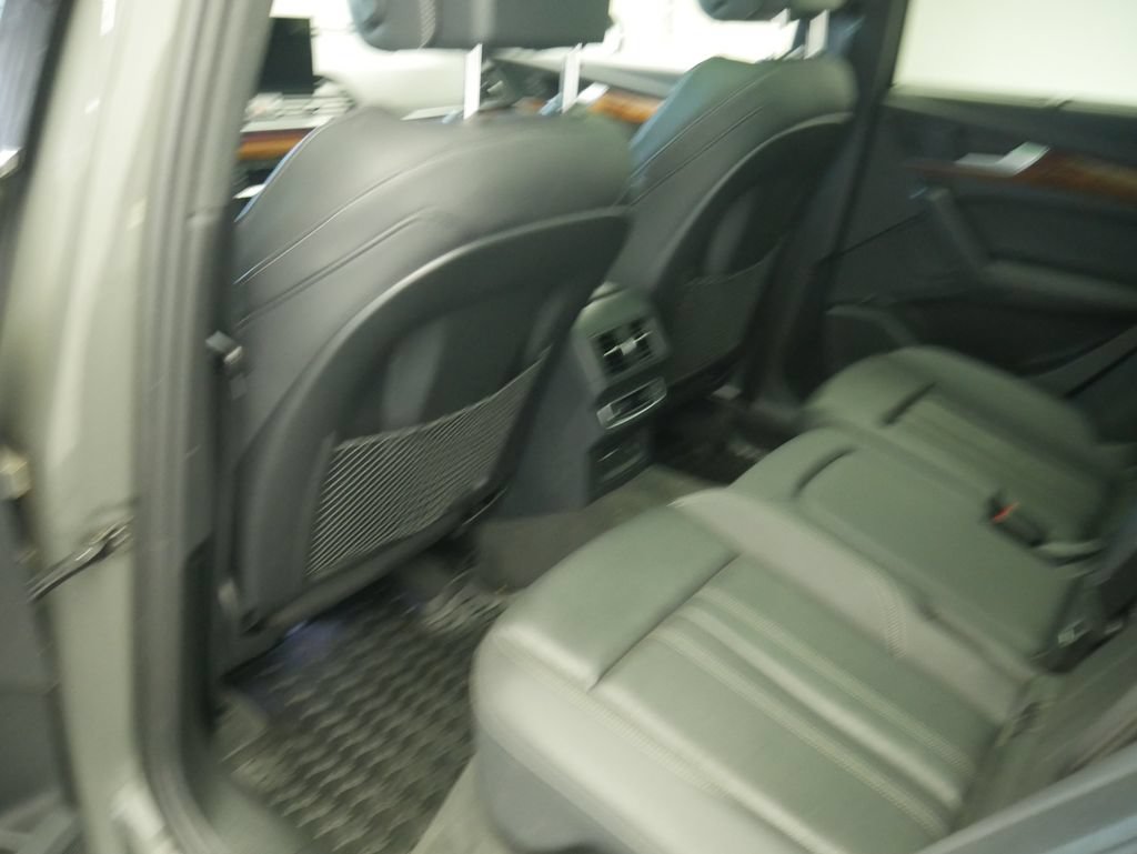 Certified 2023 Audi Q5 2.0T Prestige AWD/4WD image 21