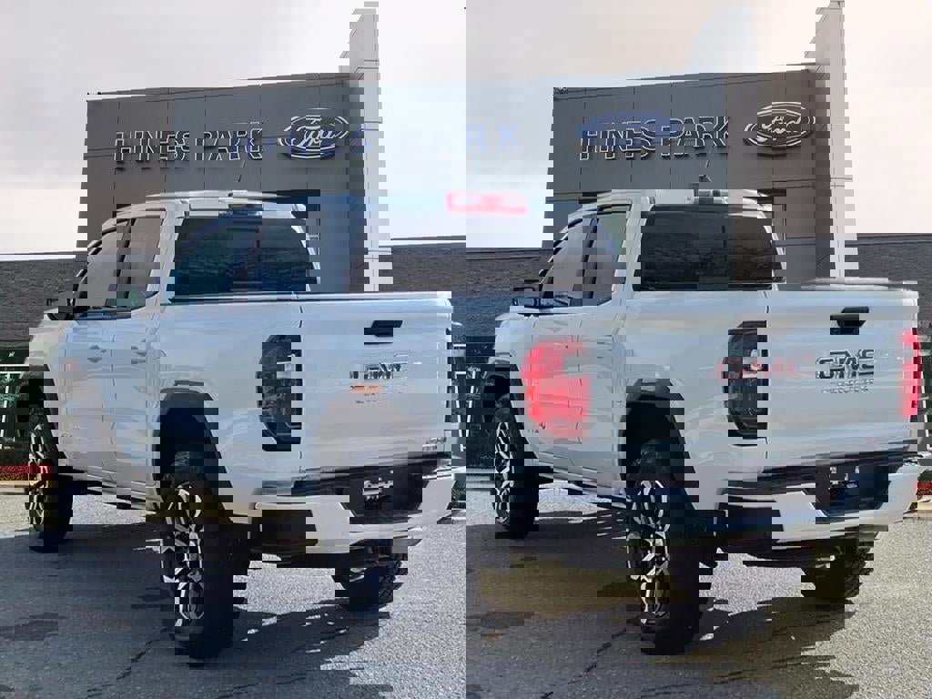 Used 2024 GMC Canyon AT4 w/ Canyon Safety Plus Package image 5