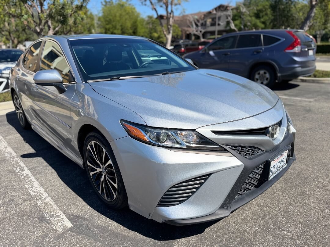 Used 2018 Toyota Camry SE FWD image 6