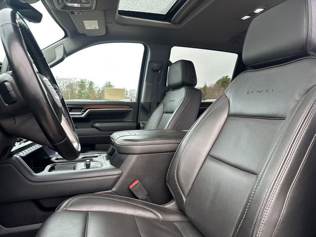 Used 2024 GMC Sierra 3500 Denali w/ Denali Reserve Package image 38