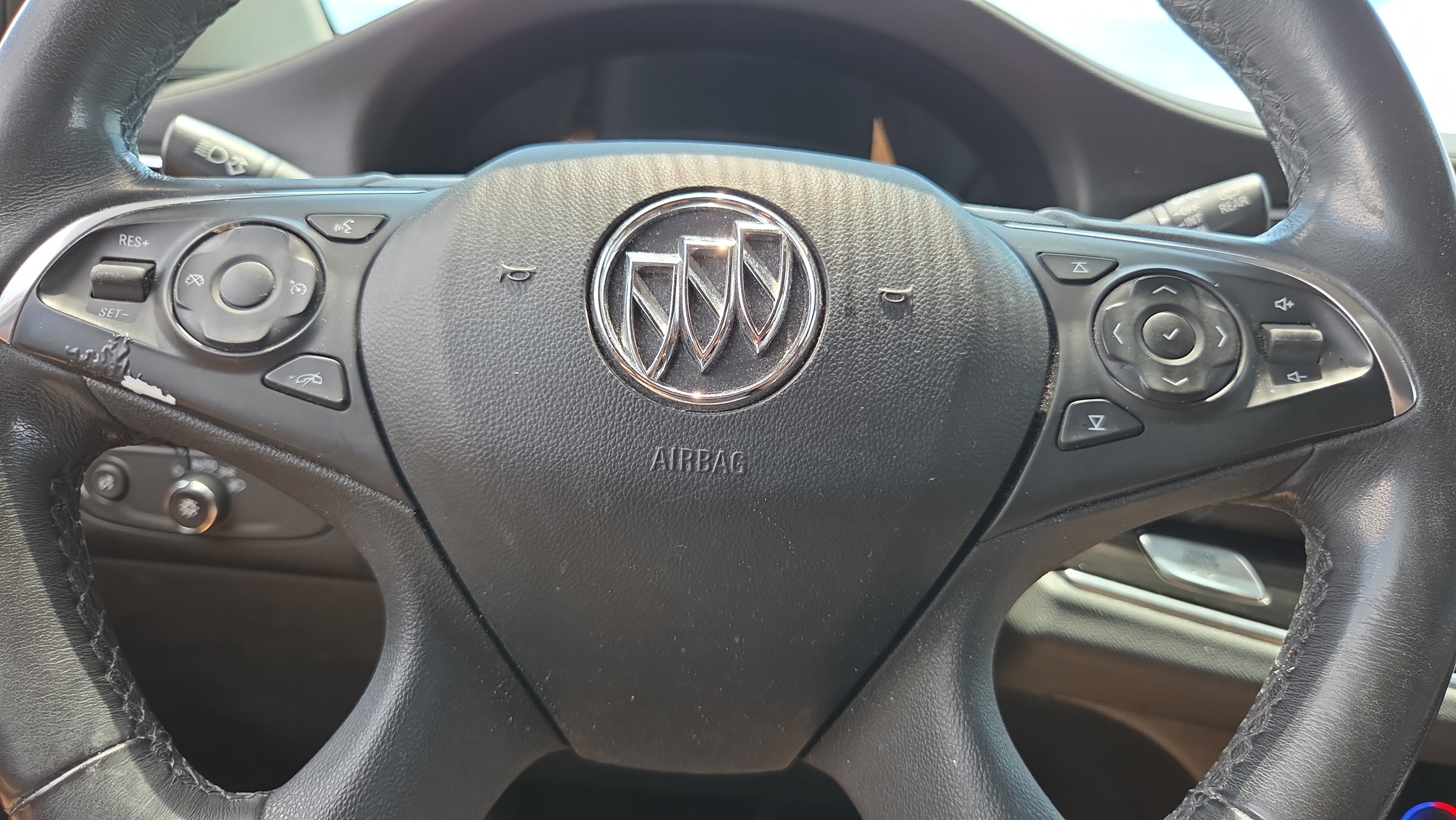 Used 2019 Buick Enclave Essence w/ Trailering Package, 5000 lbs. FWD image 23