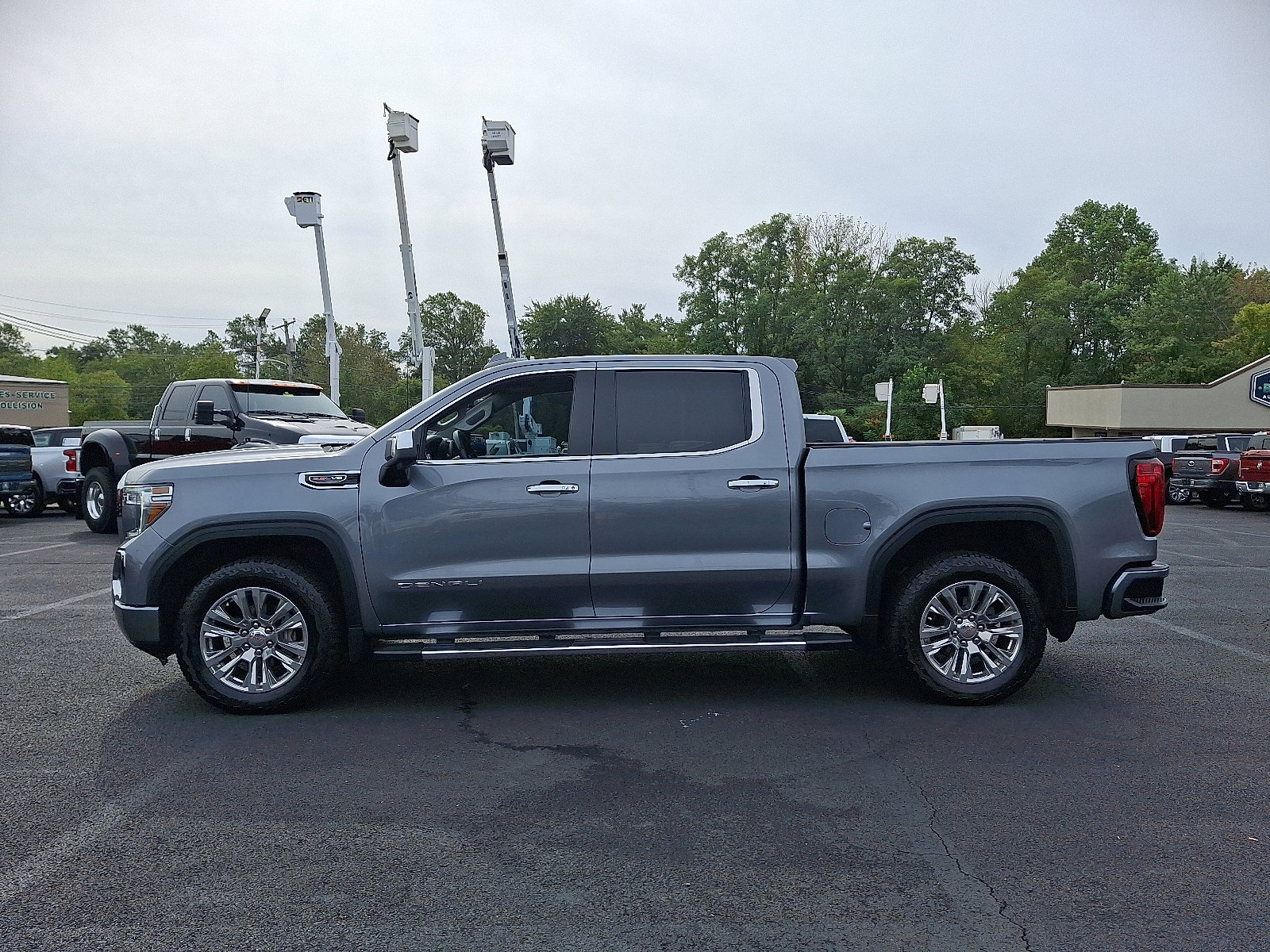 Used 2021 GMC Sierra 1500 Denali w/ Driver Alert Package II image 6