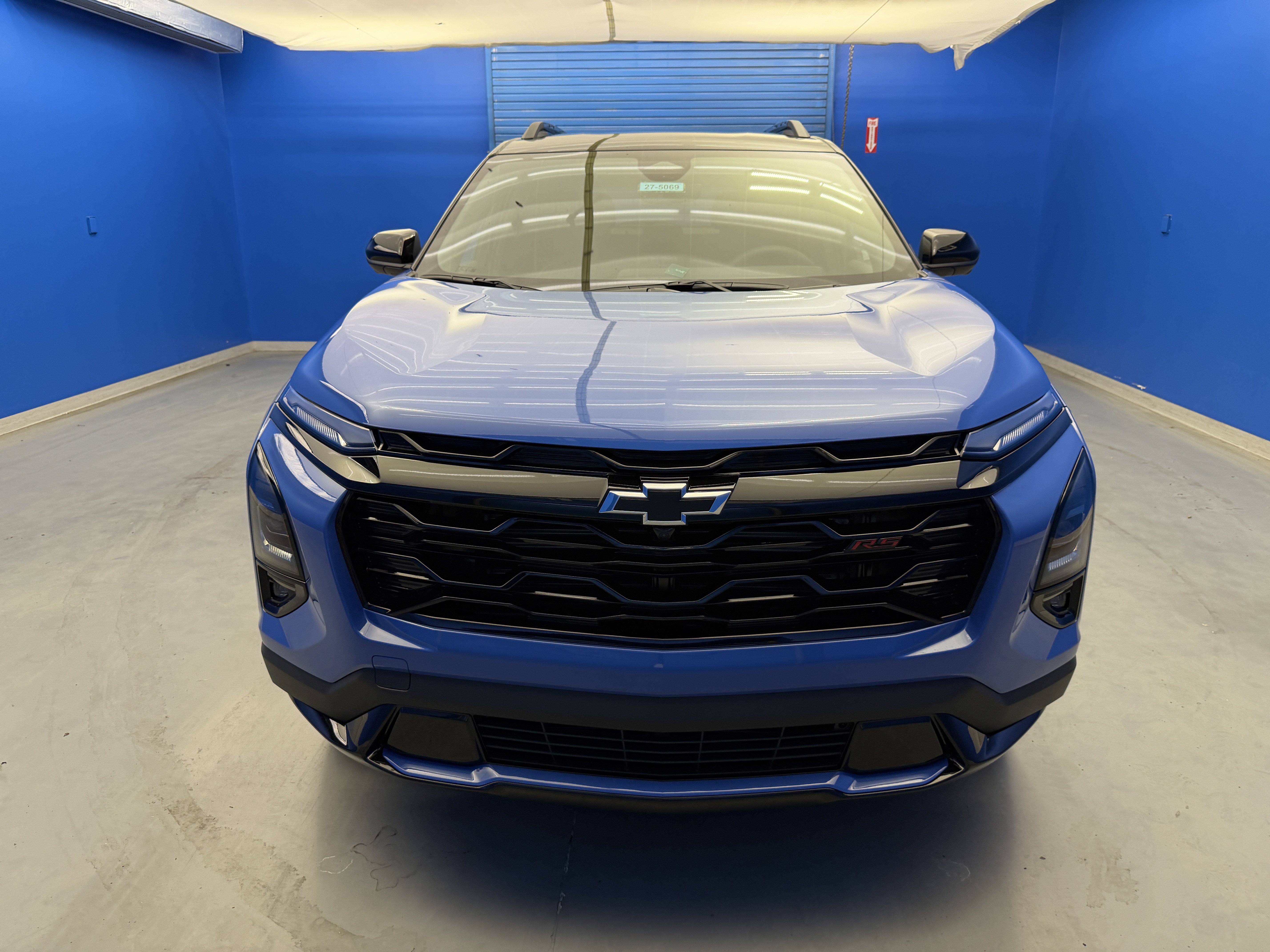 New 2027 Chevrolet Equinox RS w/ Safety and Technology Package FWD image 3