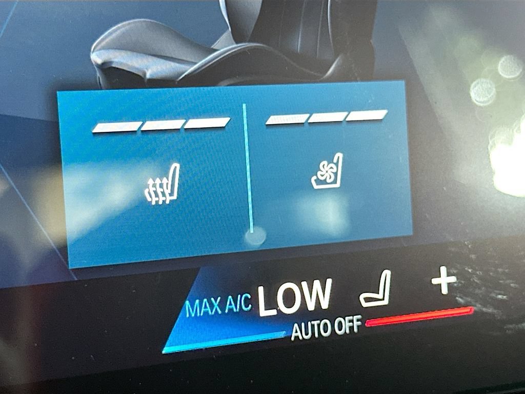 New 2027 BMW M5 w/ Executive Package AWD/4WD image 21