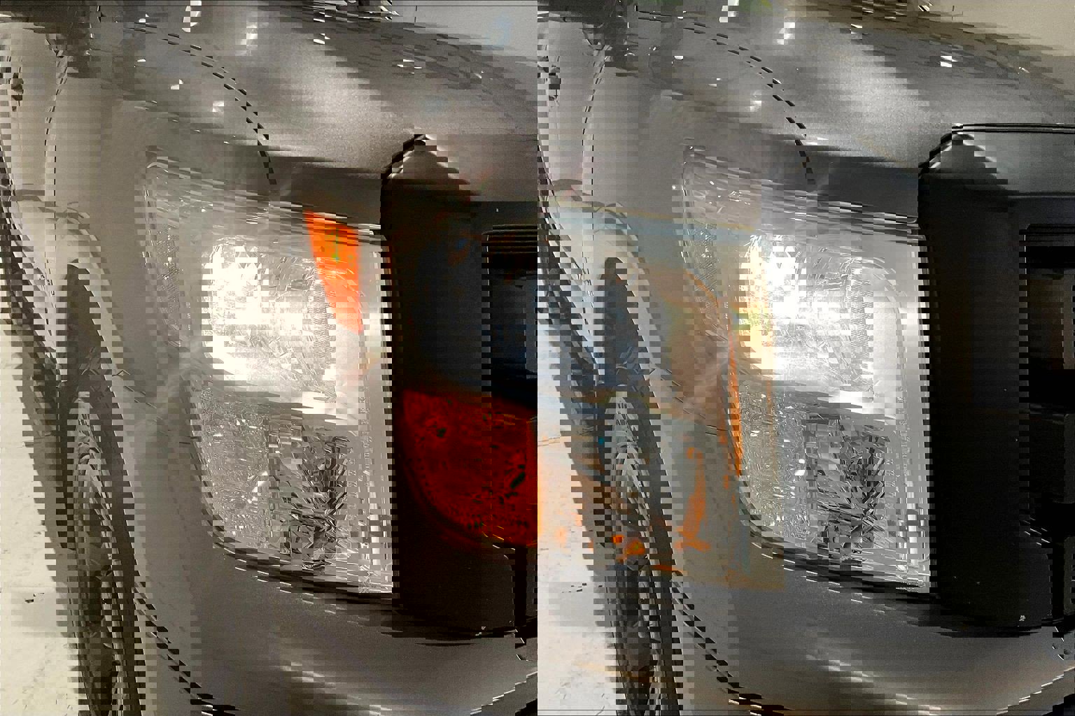 Used 2021 Nissan Titan S w/ S Utility Package image 31