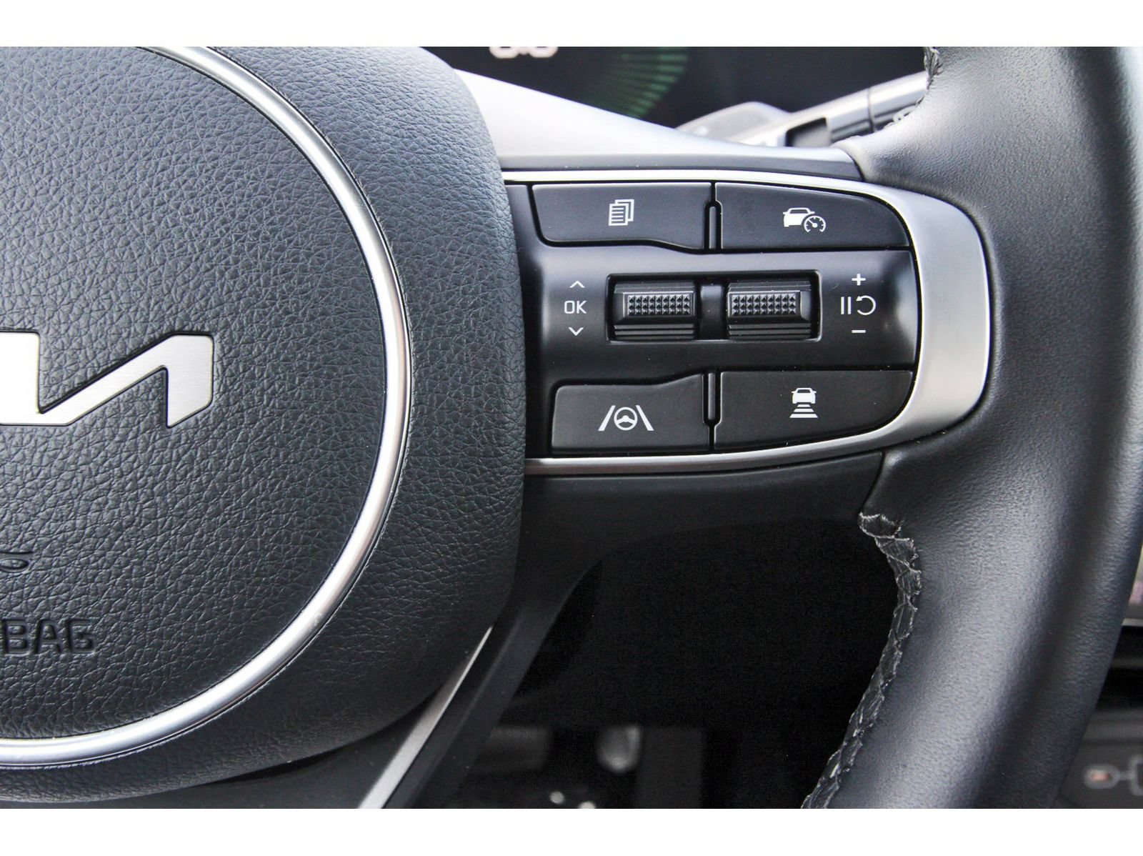 Used 2025 Kia K5 GT-Line AWD/4WD image 18