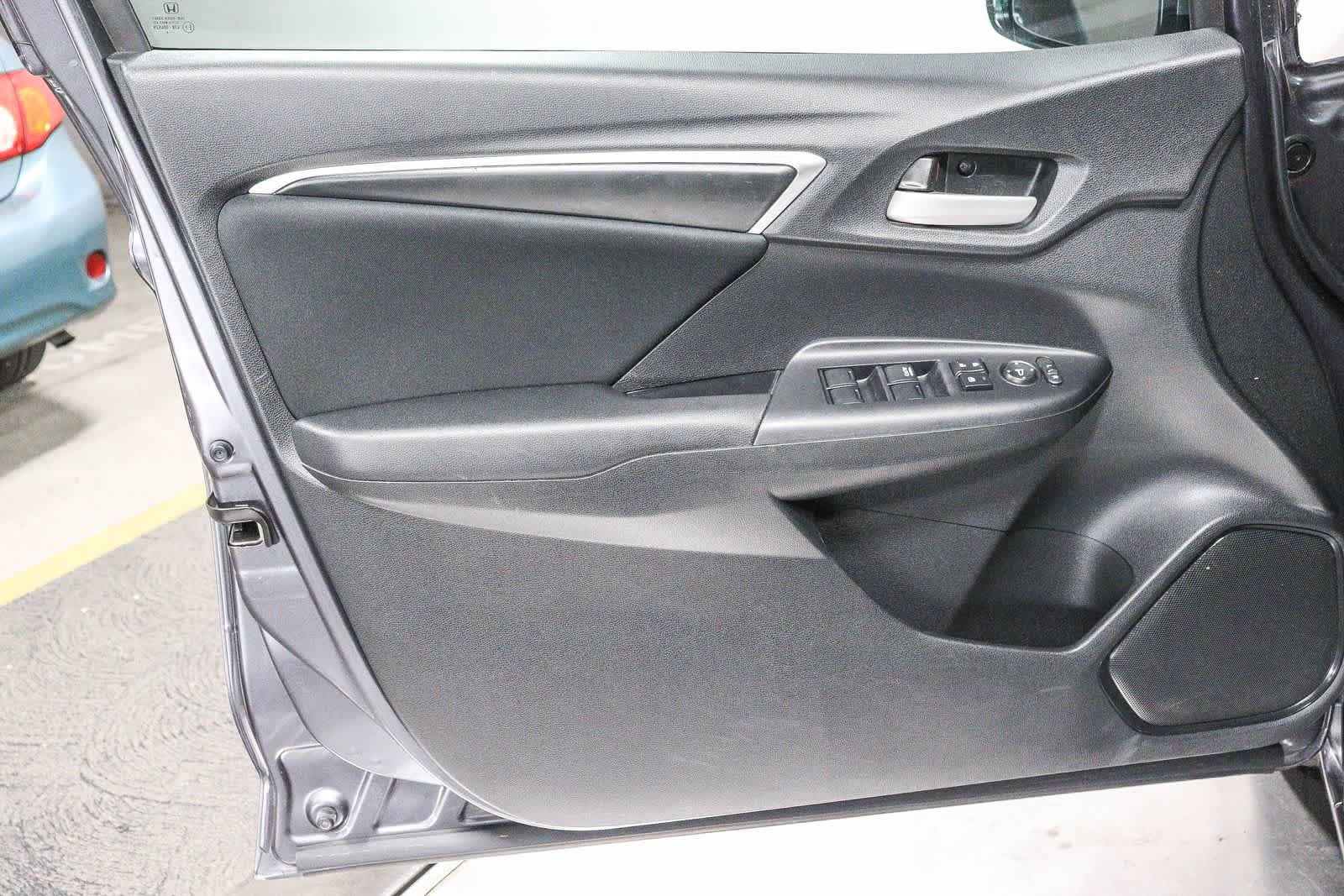 Used 2015 Honda Fit LX image 21