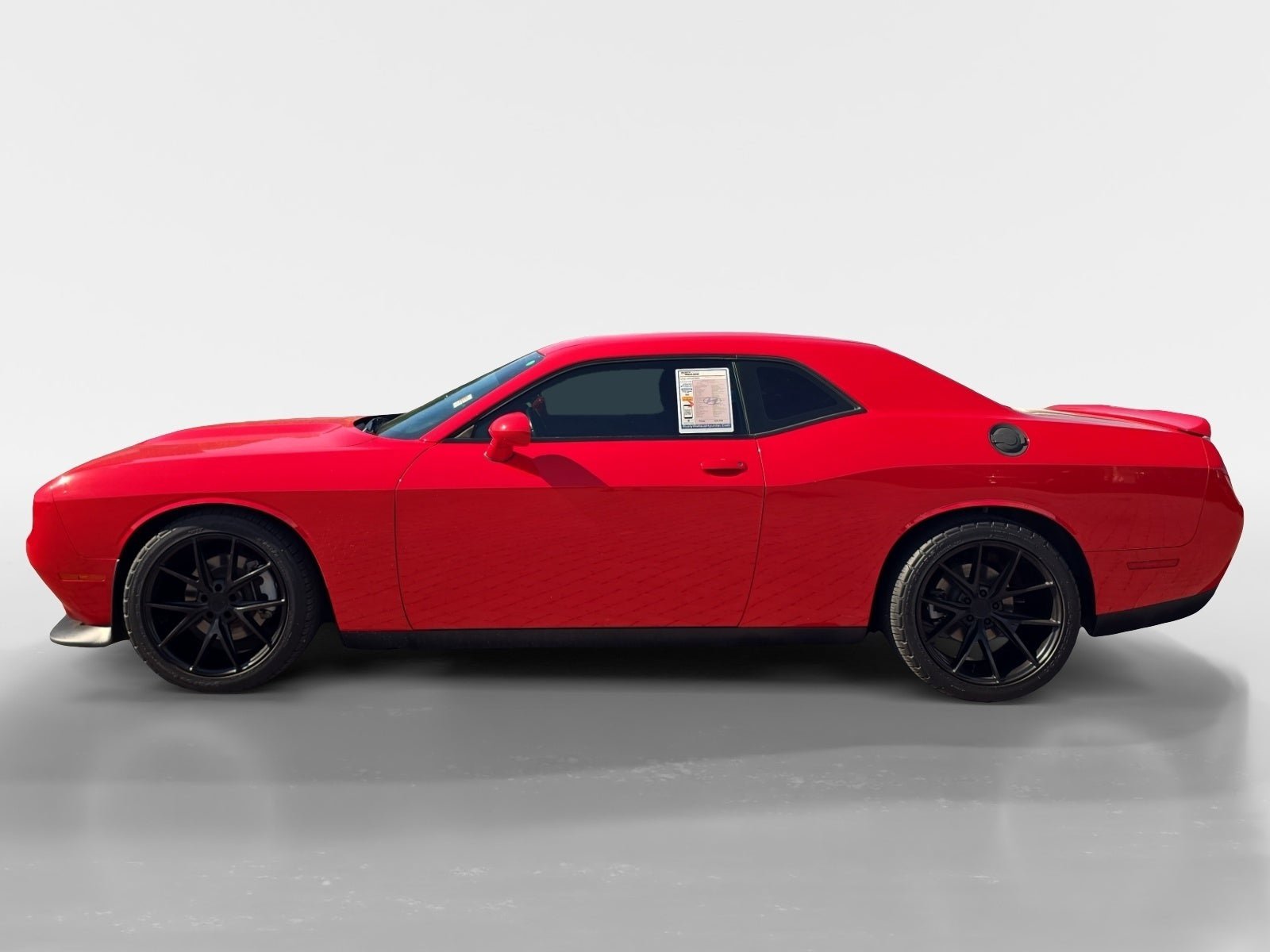 Used 2022 Dodge Challenger GT RWD image 6