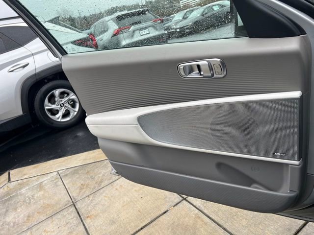 Certified 2024 Hyundai Ioniq 6 Limited image 17