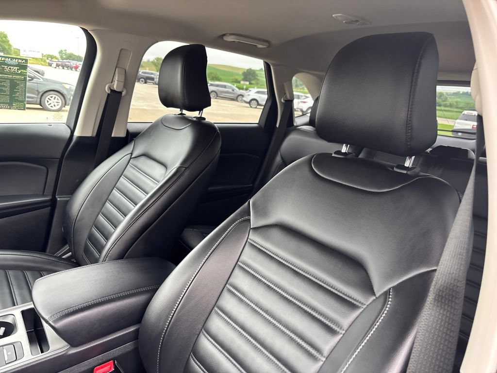 Used 2024 Ford Edge SEL w/ Convenience Package AWD/4WD image 21