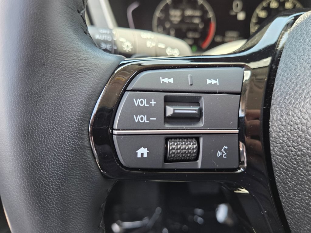 Certified 2025 Honda Pilot EX-L image 21