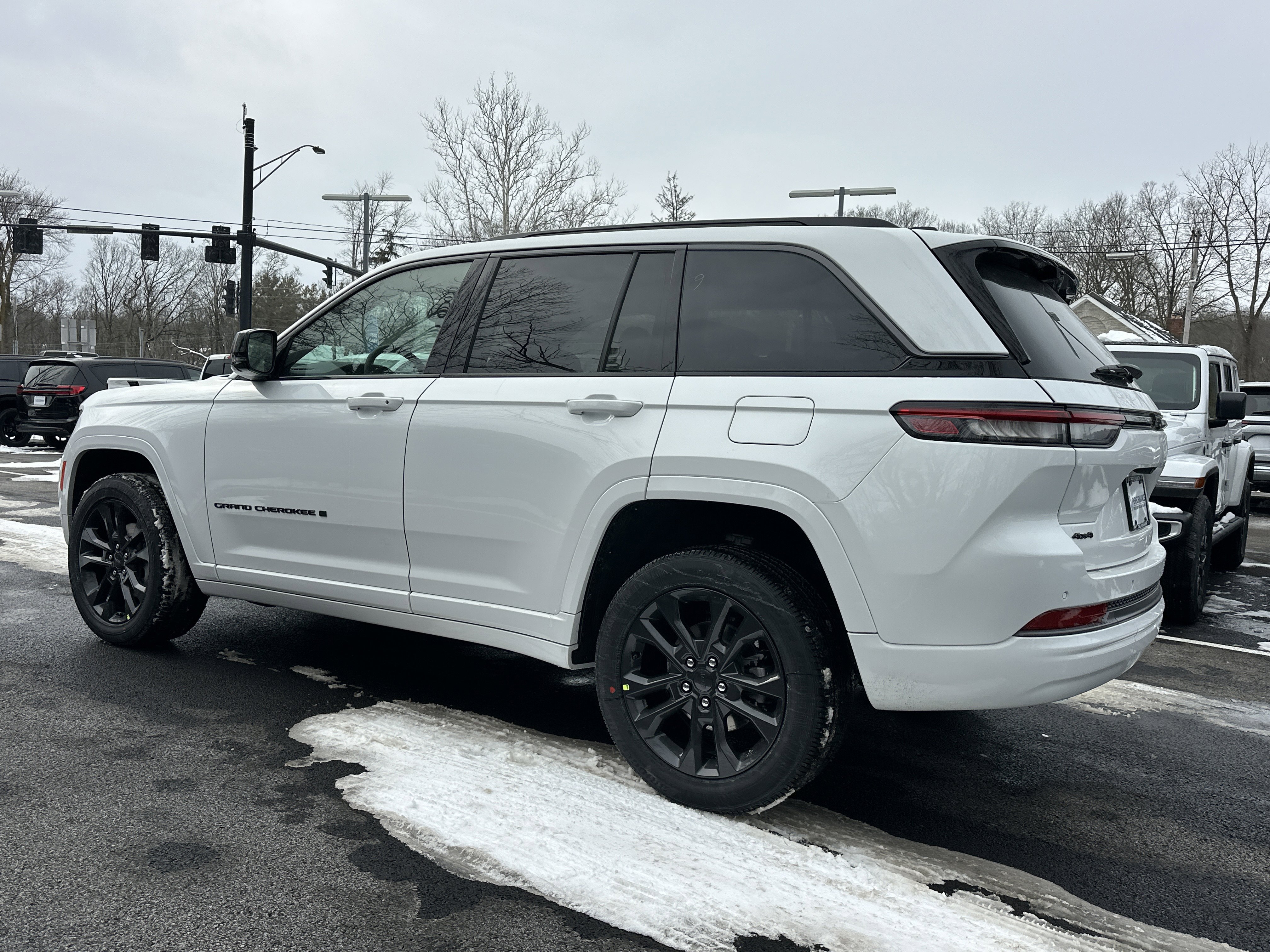 New 2026 Jeep Grand Cherokee Limited AWD/4WD image 25