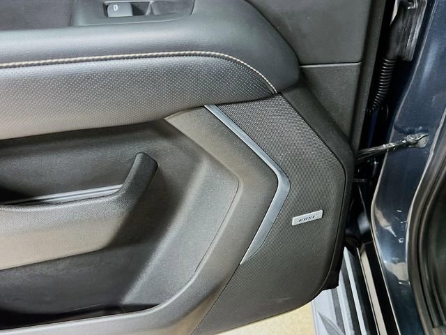 Used 2021 GMC Yukon SLT w/ SLT Luxury Plus Package image 26