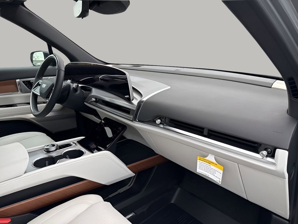 Used 2026 Cadillac Vistiq Luxury w/ LPO, Floor Liner Package image 21