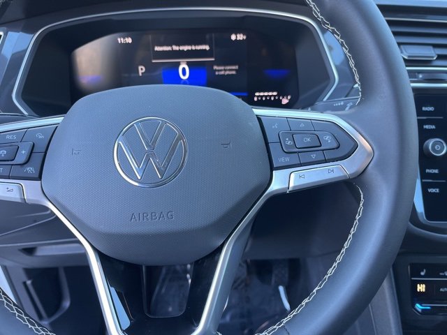 Used 2024 Volkswagen Tiguan SE image 19