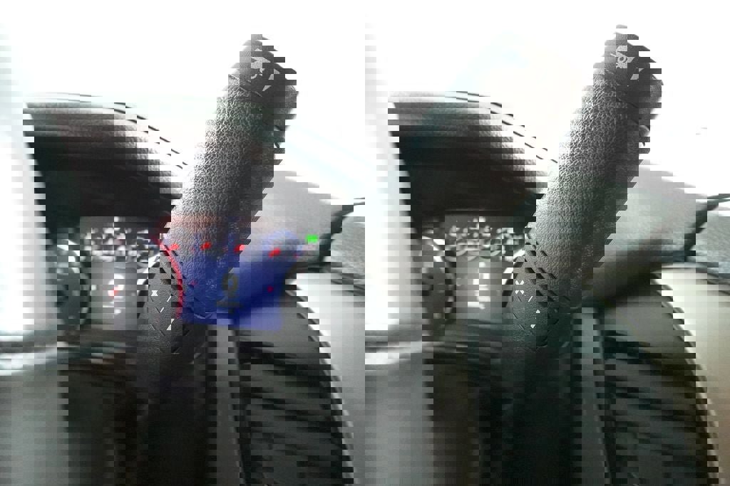 Used 2015 GMC Yukon Denali image 18