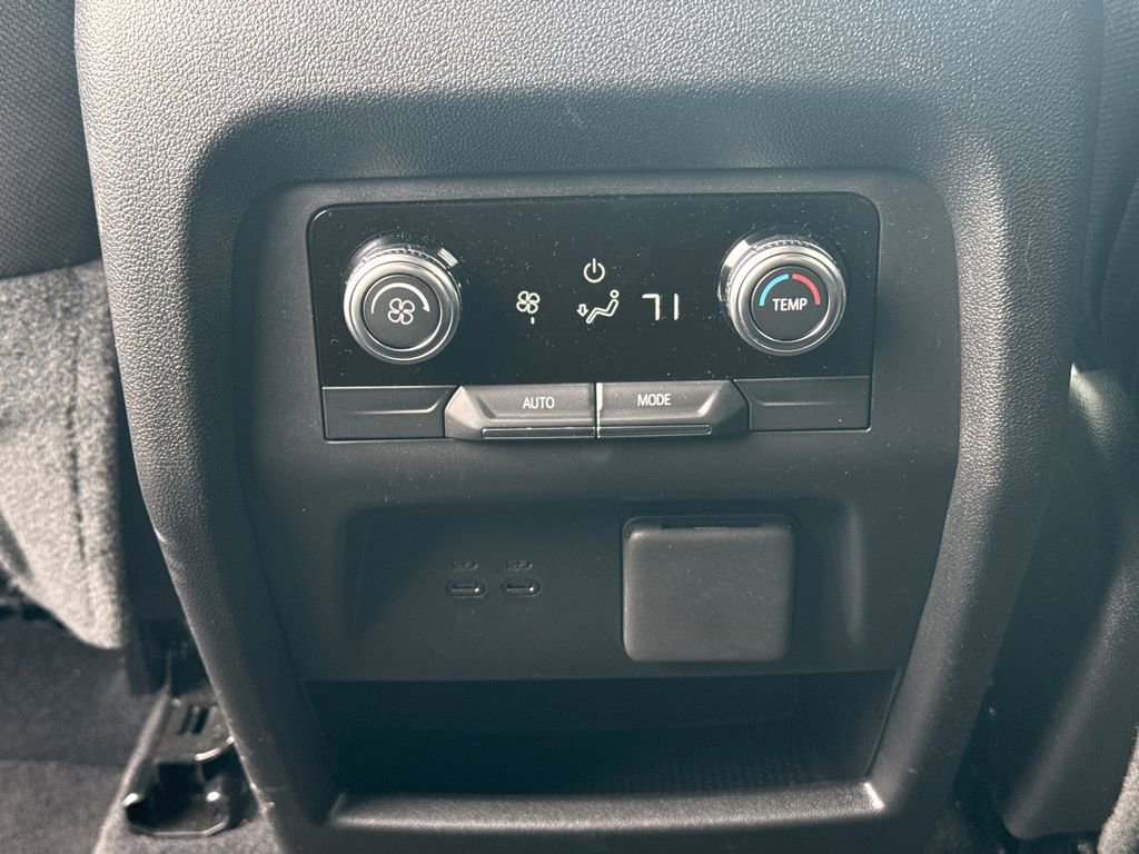 New 2026 GMC Acadia Elevation AWD/4WD image 32