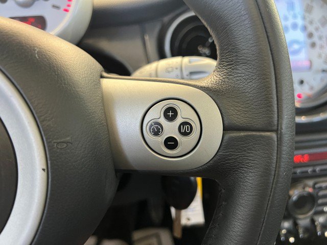 Used 2004 MINI Cooper S FWD image 22