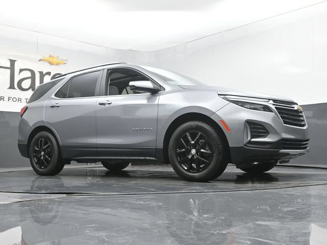 Used 2023 Chevrolet Equinox LT FWD image 2