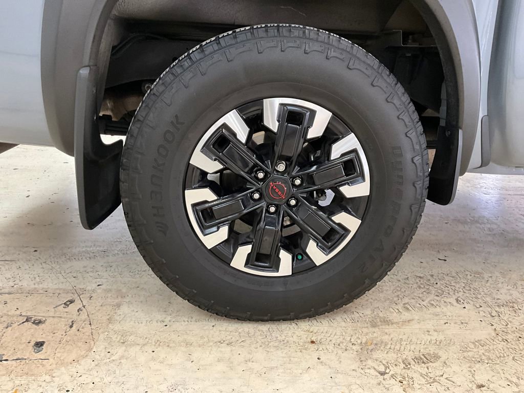 Used 2024 Nissan Frontier PRO-4X w/ Off-Road Protection Package image 15