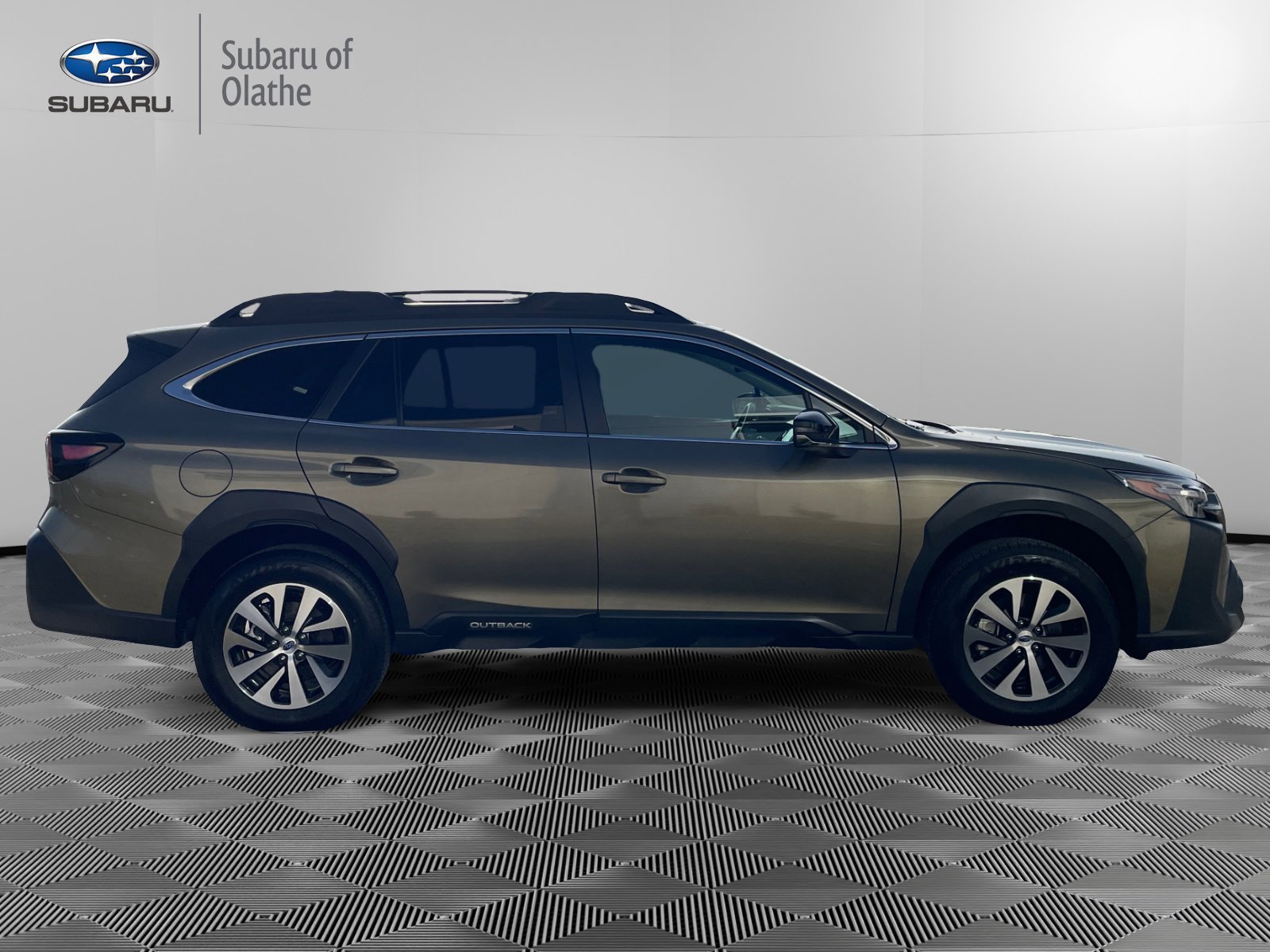 Certified 2025 Subaru Outback Premium w/ Popular Package #1A image 12