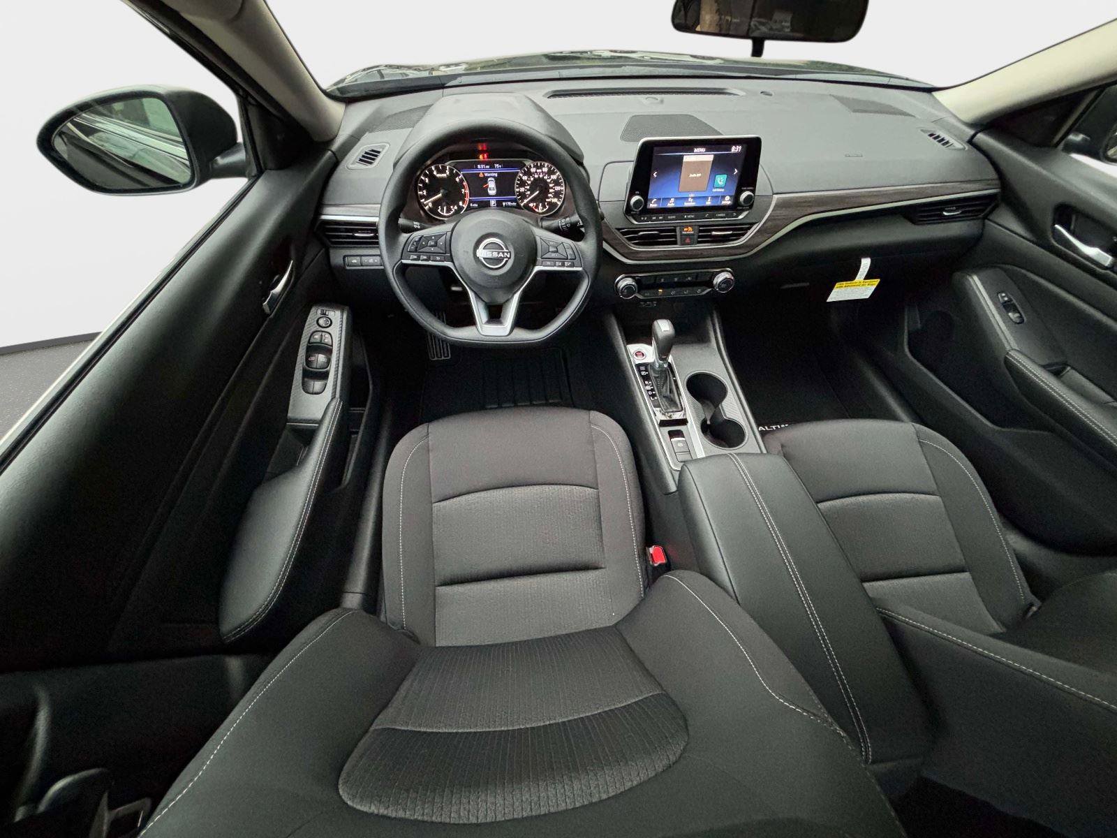 New 2025 Nissan Altima 2.5 SV image 15