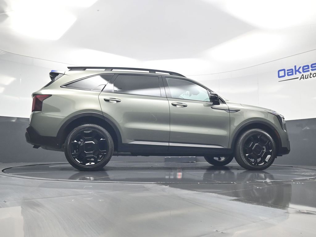 Used 2025 Kia Sorento SX AWD/4WD image 49