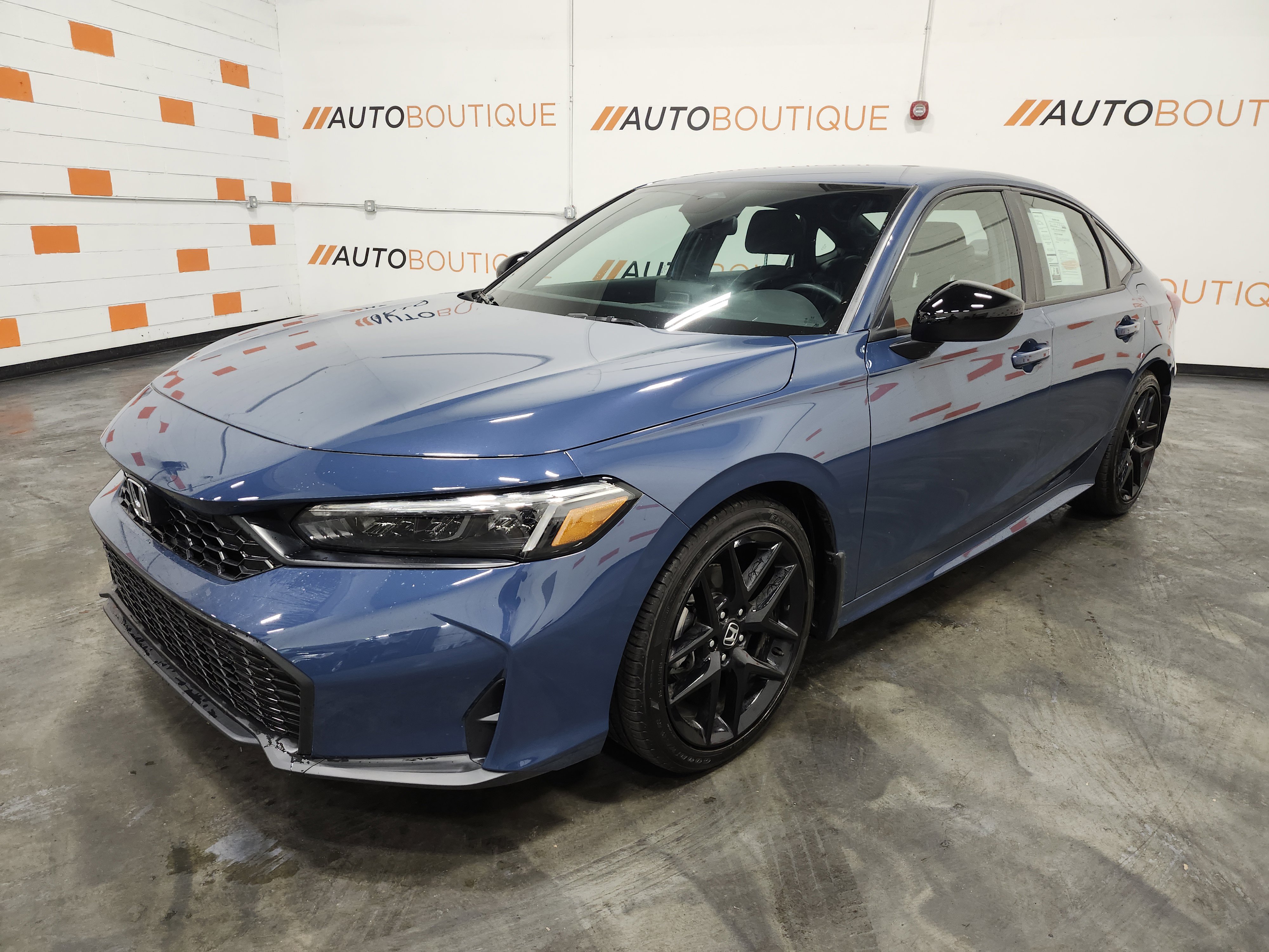 Used 2025 Honda Civic Sport image 13