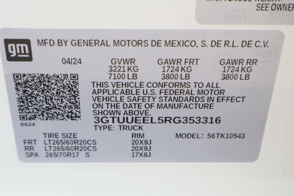 Certified 2024 GMC Sierra 1500 AT4 w/ Technology Package AWD/4WD image 36