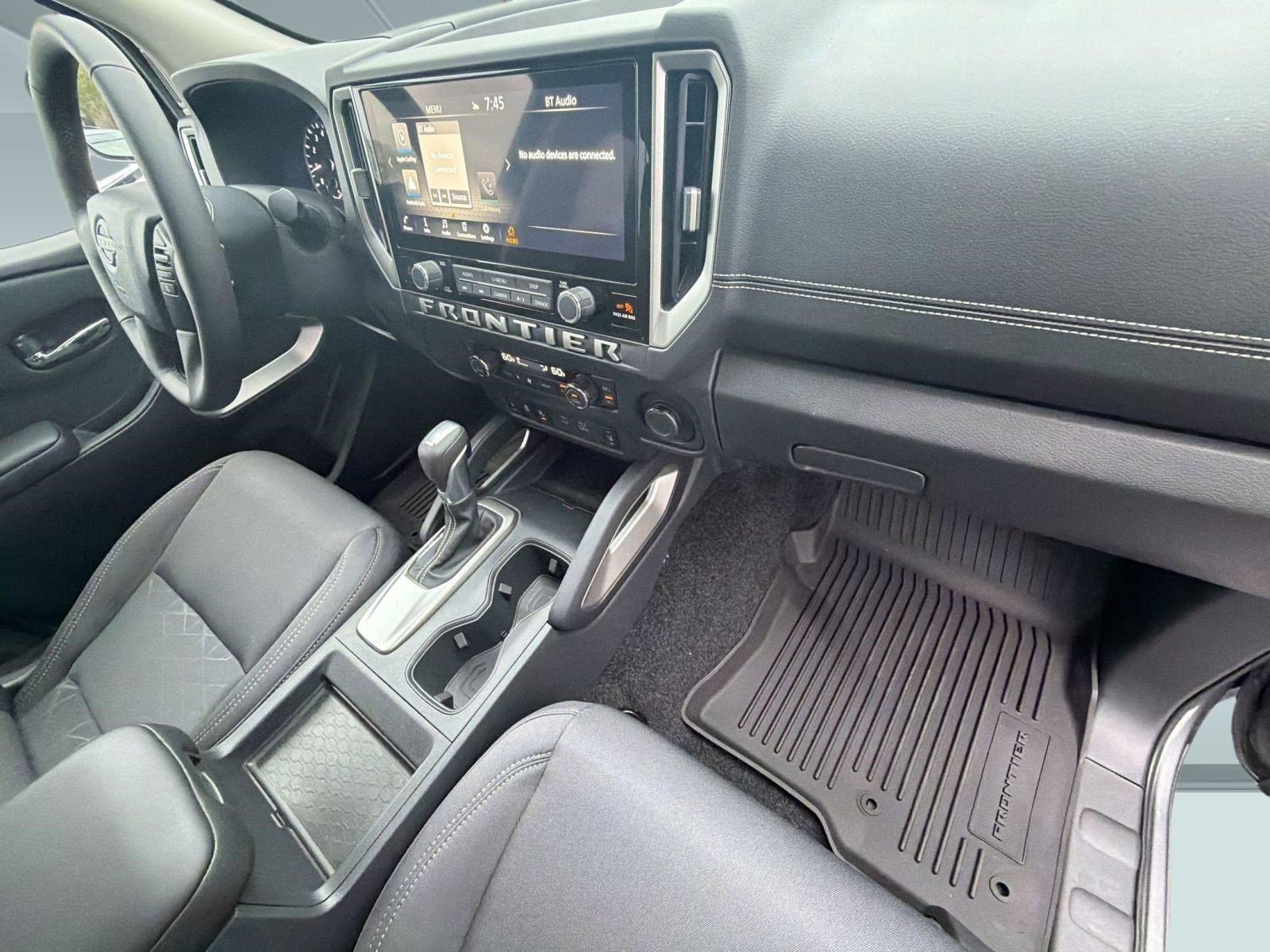 Used 2026 Nissan Frontier SV w/ All-Weather Content Package RWD image 32